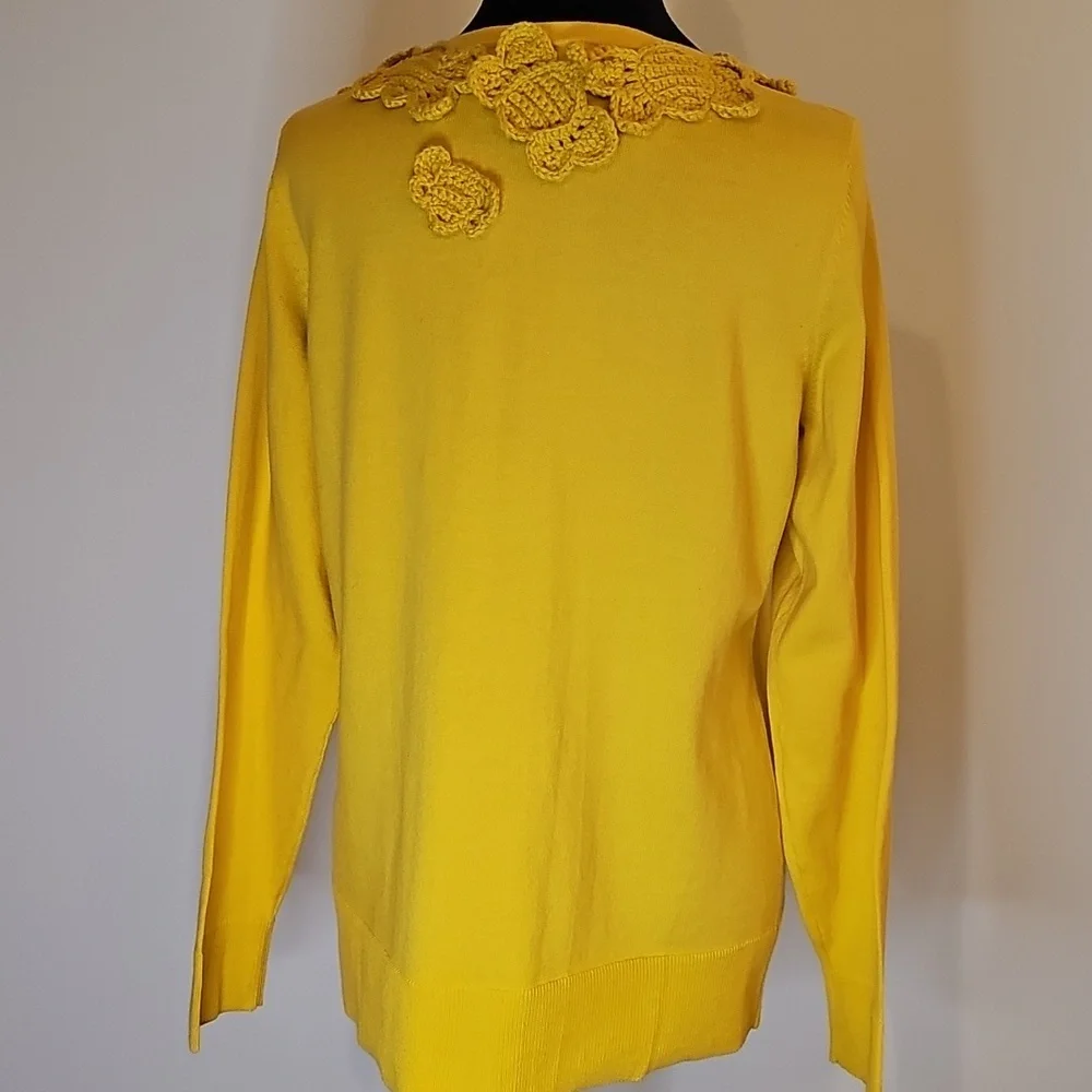 Anthropologie Moth Abuzz Bee Cardigan Sweater, Crochet Bumblebees, Yellow, Large - Picture 6 of 8
